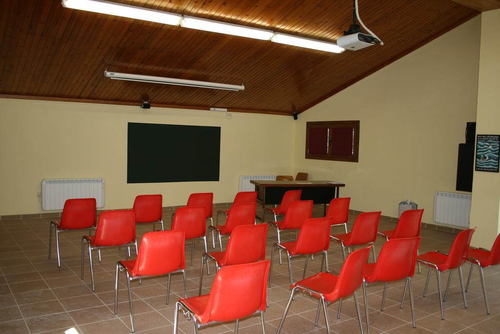 Alberg Escola De Piraguisme De Sort Zewnętrze zdjęcie